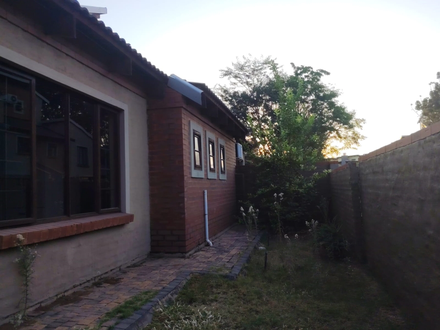 3 Bedroom Property for Sale in Waterval East North West